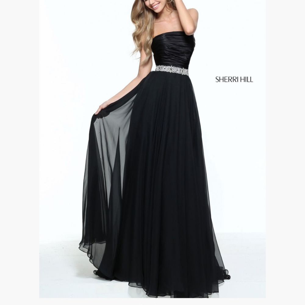 Sherri Hill Prom Dress (IVORY)